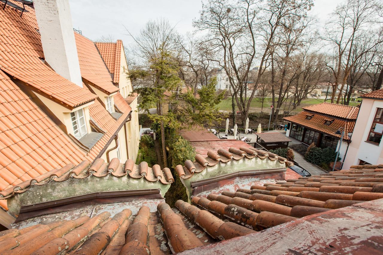 Pension Dientzenhofer Praag Buitenkant foto