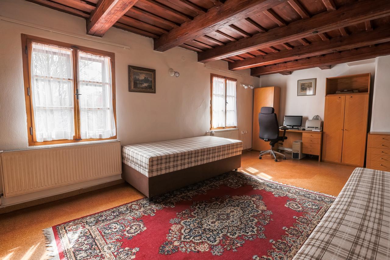 Pension Dientzenhofer Praag Buitenkant foto